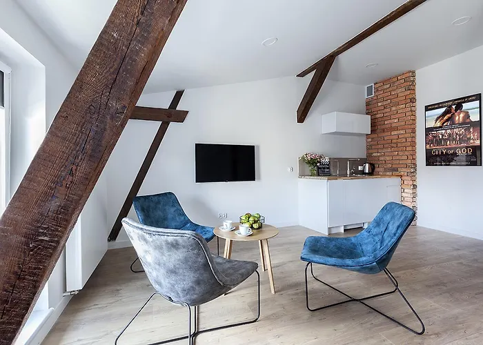 Cinema Hotel apartamentowy 3*