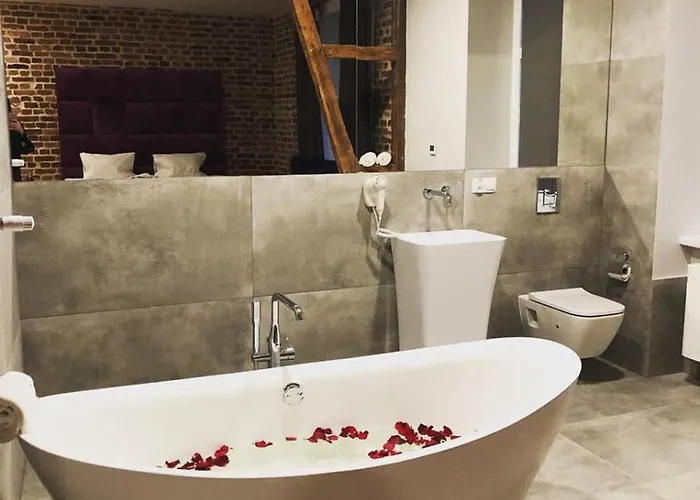 Hotel apartamentowy Cinema 3*