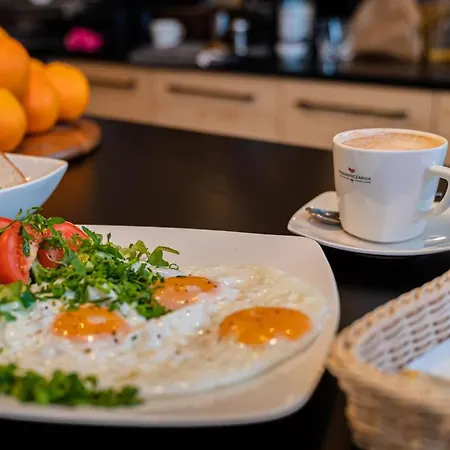 Cinema 3* פוזנן