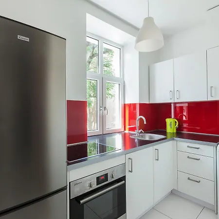 מלון דירות Cinema 3*