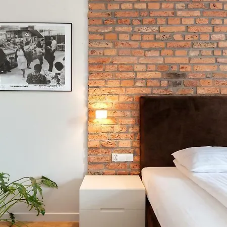 מלון דירות Cinema 3*