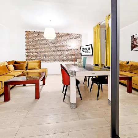 Cinema Ξενοδοχείο με διαμερίσματα