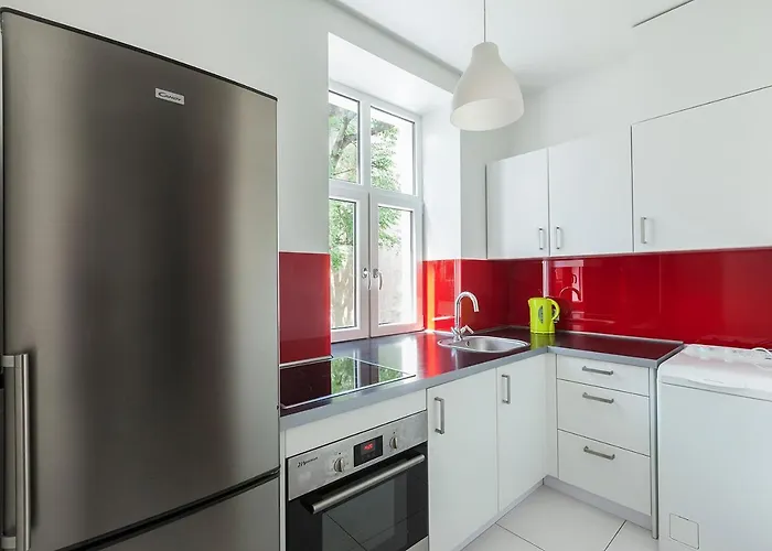 Aparthotel Cinema 3*